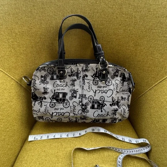 Coach Turnlock Black and Gray Women's Bag coach and buggy images - Picture 2 of 12